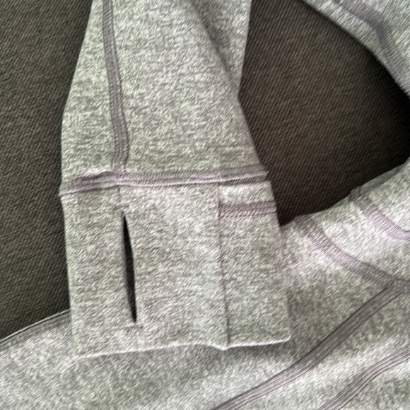 Lululemon Heather Grey zip up jacket size 4 - Picture 3 of 9